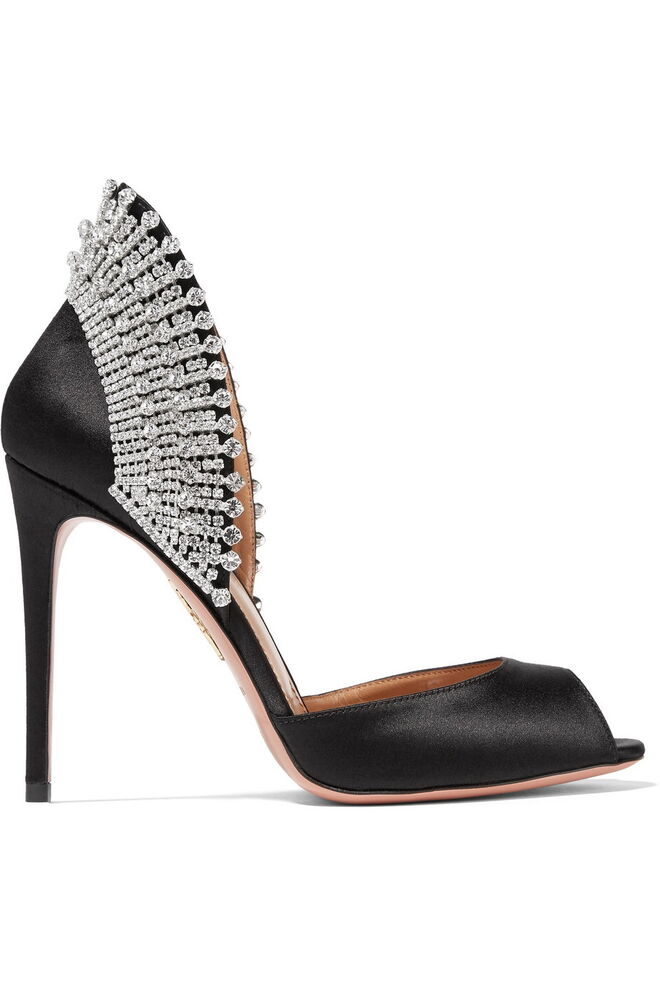 Scarpins com aplicação, agora €657, Aquazurra, em www.net-a-porter.com