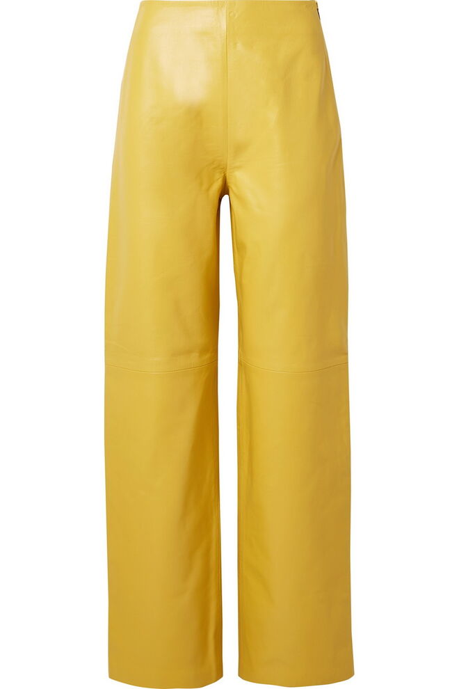 Calça Jalad, agora €648, Jacquemus, em www.net-a-porter.com 