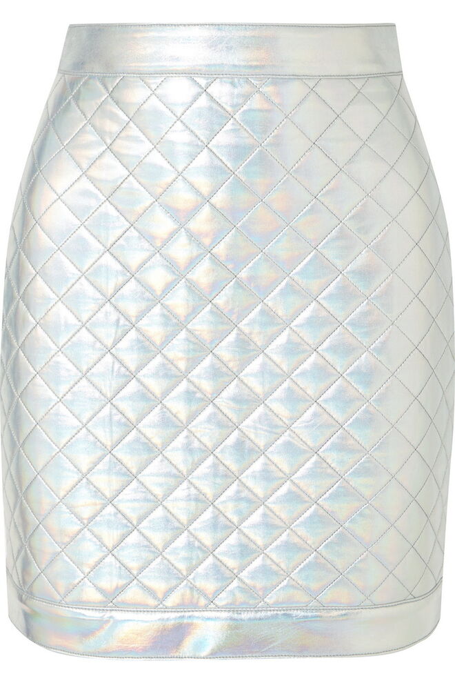 Saia, €590, Balmain, em www.net-a-porter.com