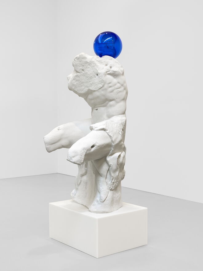 Gazing Ball (Belvedere Torso), 2013. Jeff Koons.