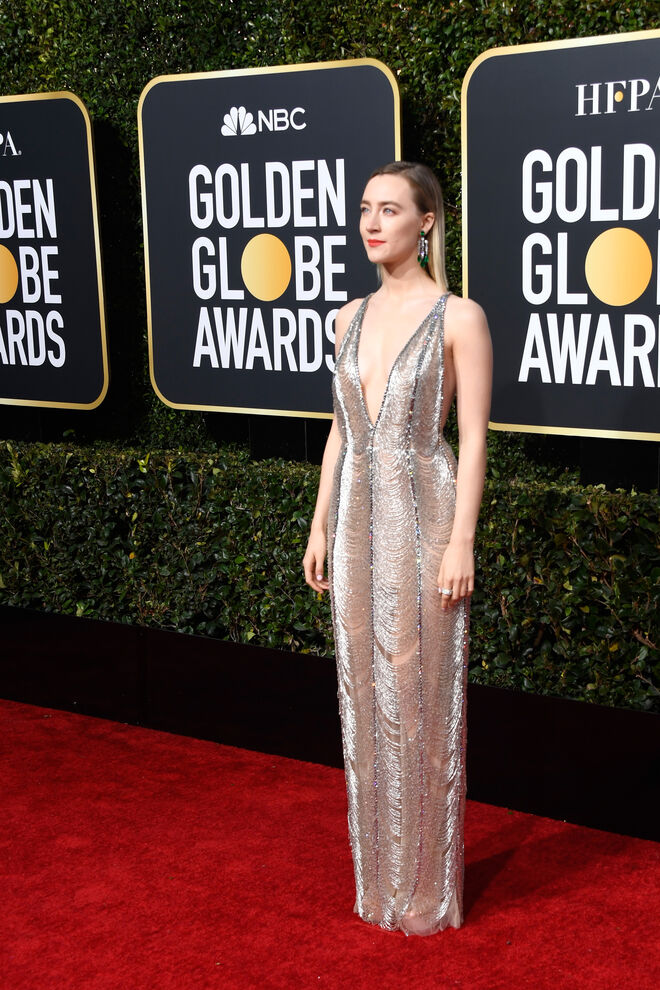 Saoirse Ronan em Gucci e jóias Chopard, 2020