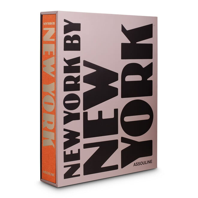 New York by New York (Assouline), de Jay Mclnerney e Wendell Jamieson, foi lançado em novembro e conta com mais de 300 ilustrações. O New York Times não teve dúvidas em classificá-lo como “o presente perfeito”.