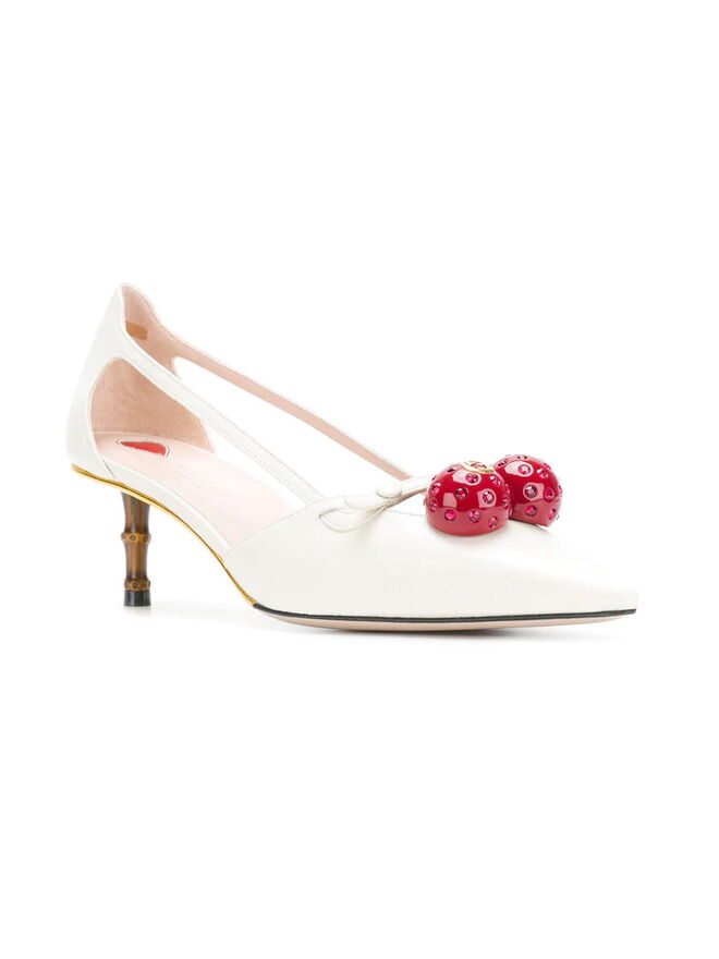 Scarpin, €890, Gucci