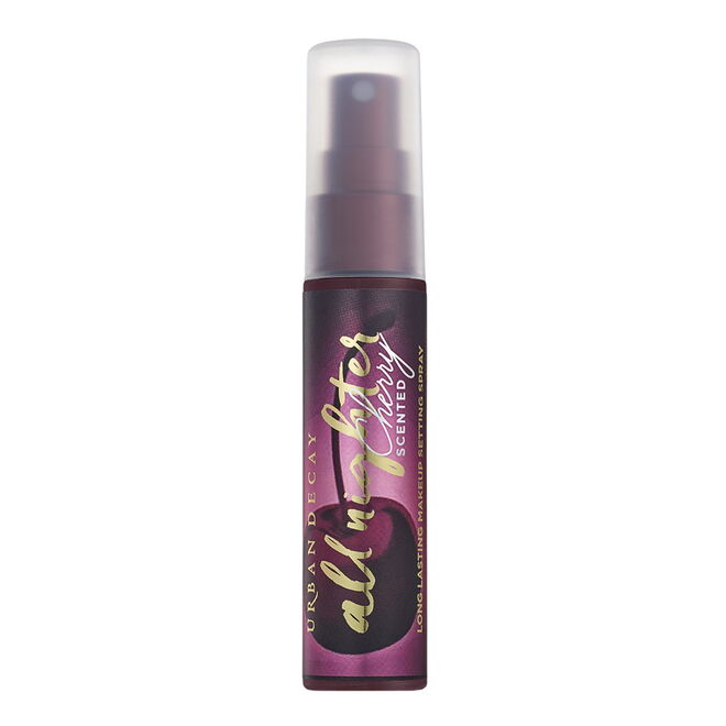 Spray fixador maquilhagem tamanho de viagem All Nighter Cherry, €15,90, Urban Decay, na Sephora