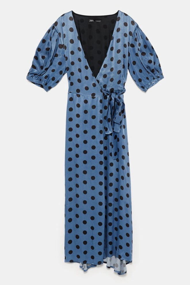 Vestido TRF, Zara | €39,95