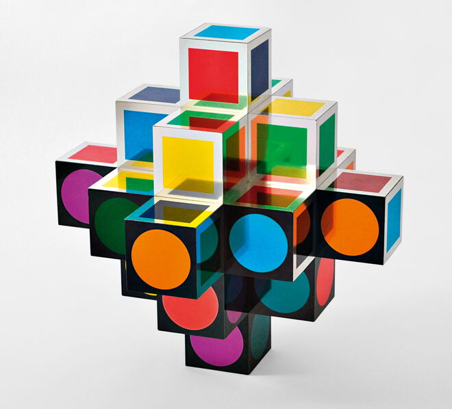 Kroa MC, Vasarely, 1970. Vasarely ‒ Sharing Forms.