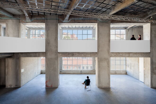 Interior Carpintarias de S. Lázaro 