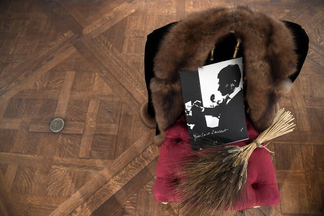 Peças vintage da coleção de Catherine Deneuve.