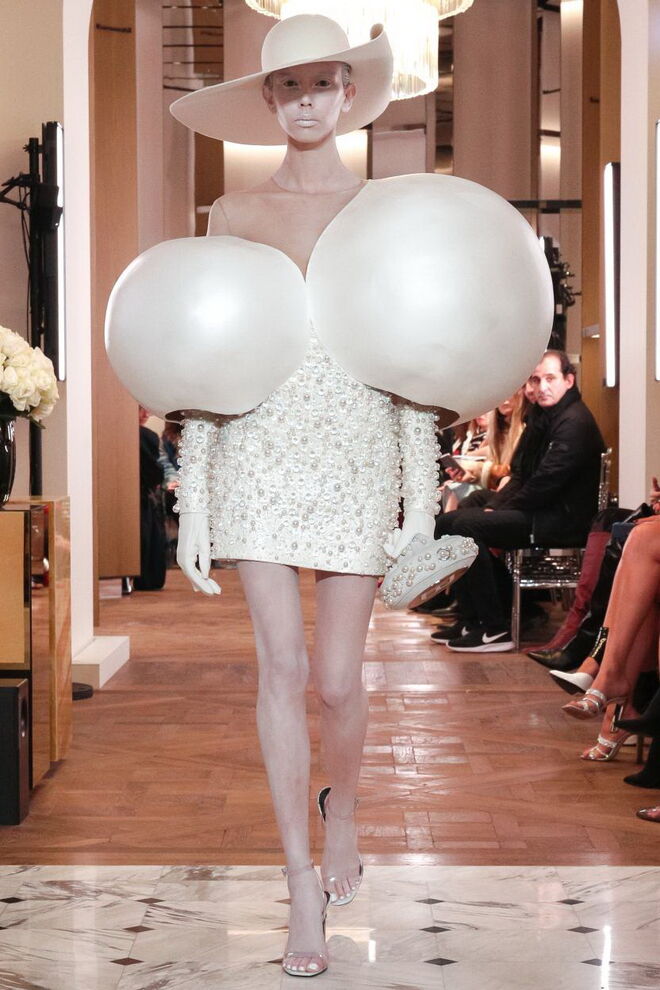 Desfile de alta-costura primavera-verão Balmain 2019