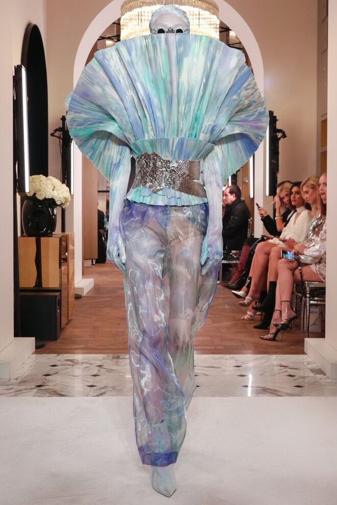 Desfile de alta-costura primavera-verão Balmain 2019