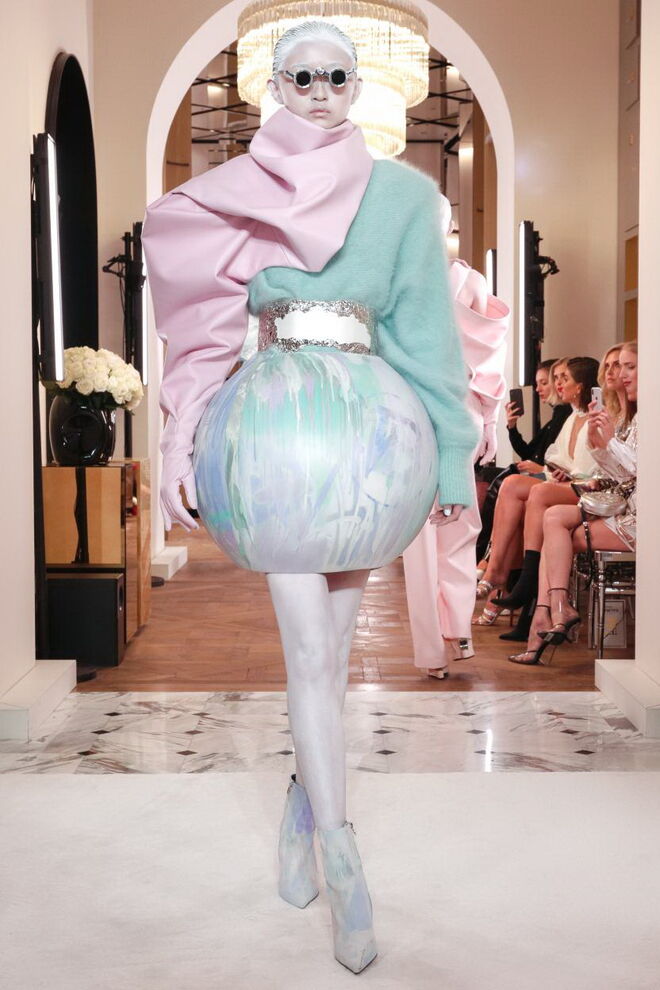 Desfile de alta-costura primavera-verão Balmain 2019