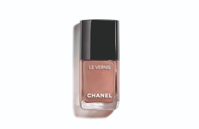 Le Vernis no tom 646 Bleached Mauve, €26, Chanel