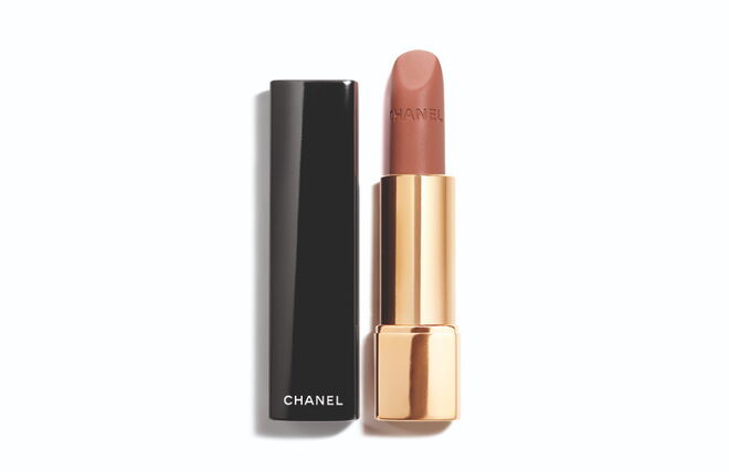 Rouge Allure Velvet no tom 71 Nuance, €35, Chanel