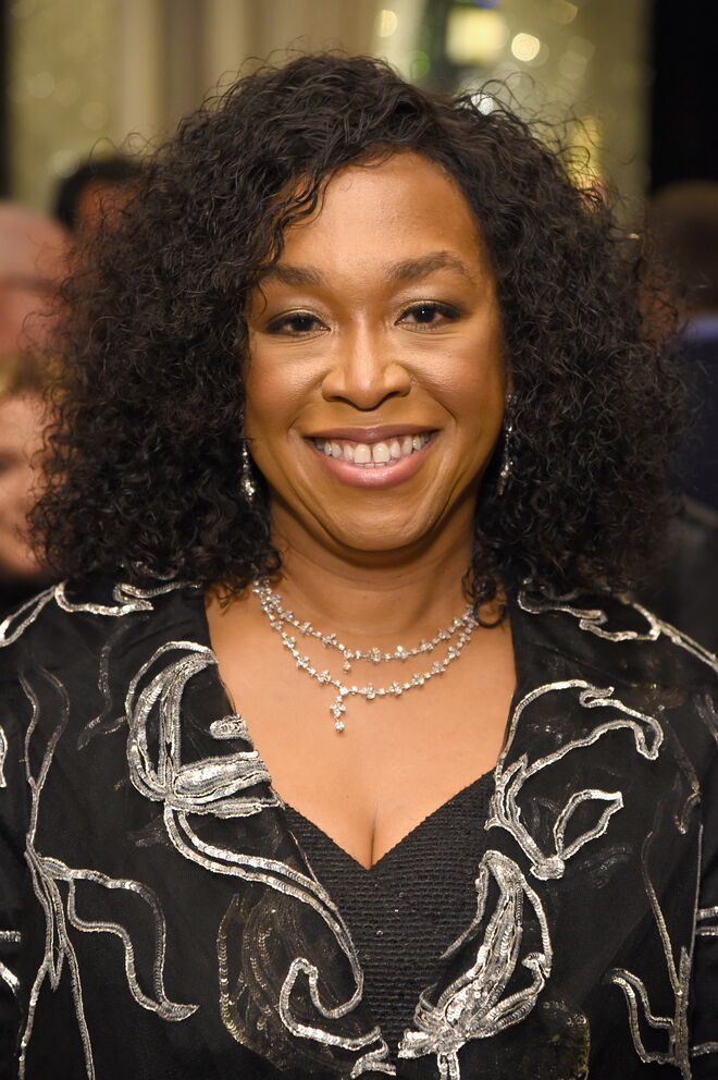Shonda Rhimes (Argumentista) - “Eu penso em todas as mulheres que chegaram antes de mim a este mundo. Quantas mulheres tiveram que bater o pé para que pudessem evoluir? Sinto que cheguei exatamente na hora certa” – The Hollywood Reporter, 2014