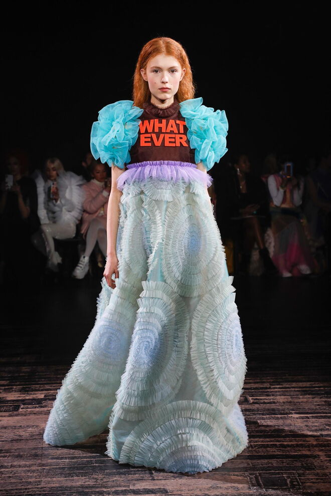 Desfile de alta-costura primavera-verão Viktor & Rolf 2019