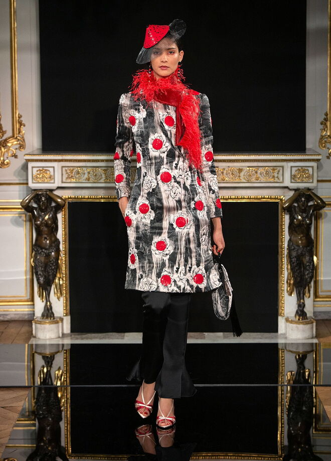 Desfile de alta-costura primavera-verão Armani Privé 2019