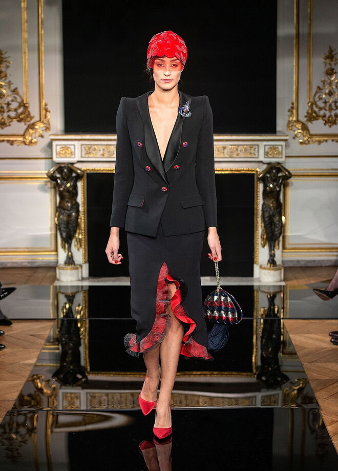 Desfile de alta-costura primavera-verão Armani Privé 2019