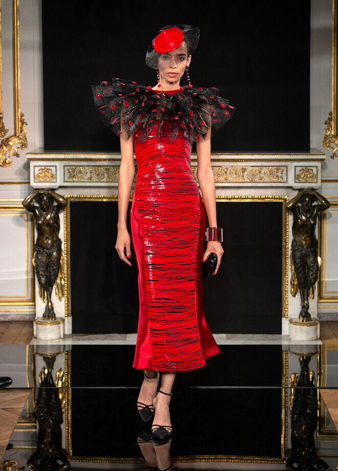 Desfile de alta-costura primavera-verão Armani Privé 2019