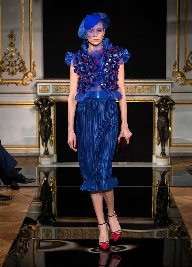 Desfile de alta-costura primavera-verão Armani Privé 2019