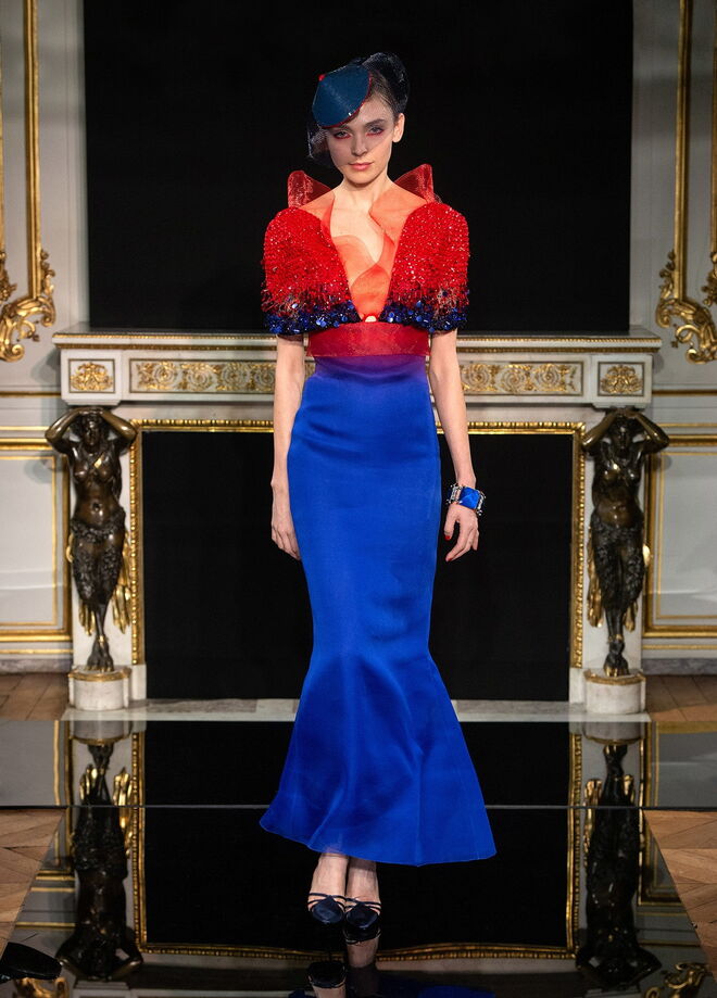 Desfile de alta-costura primavera-verão Armani Privé 2019