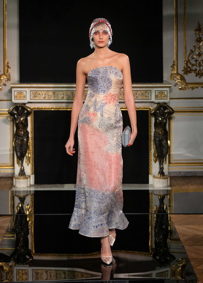 Desfile de alta-costura primavera-verão Armani Privé 2019