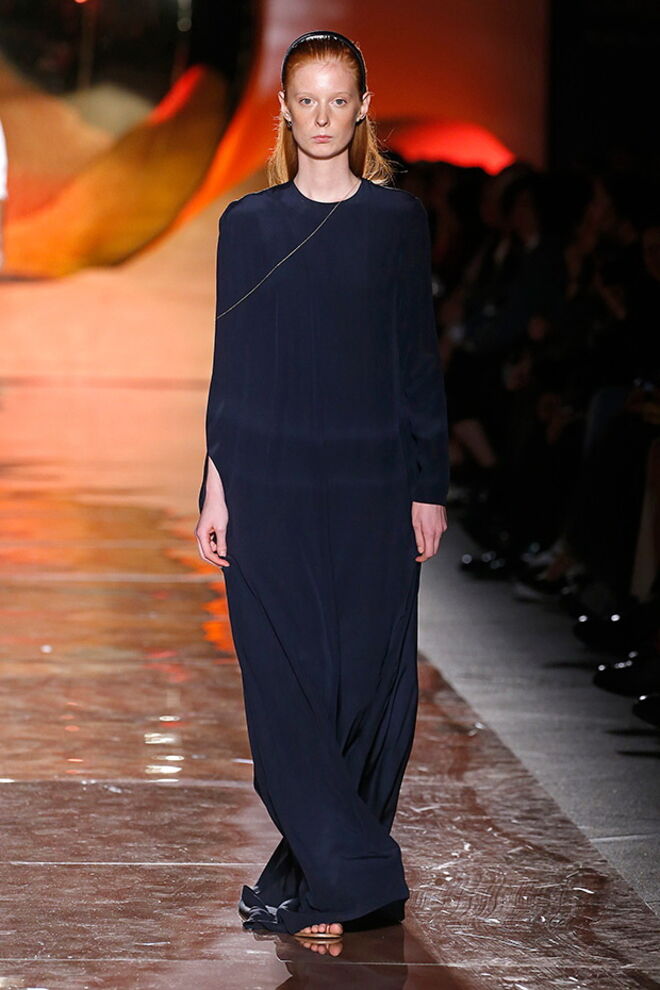 Desfile Pedro del Hierro primavera/verão 2019, na Mecedes-Benz Fashion Week Madrid.