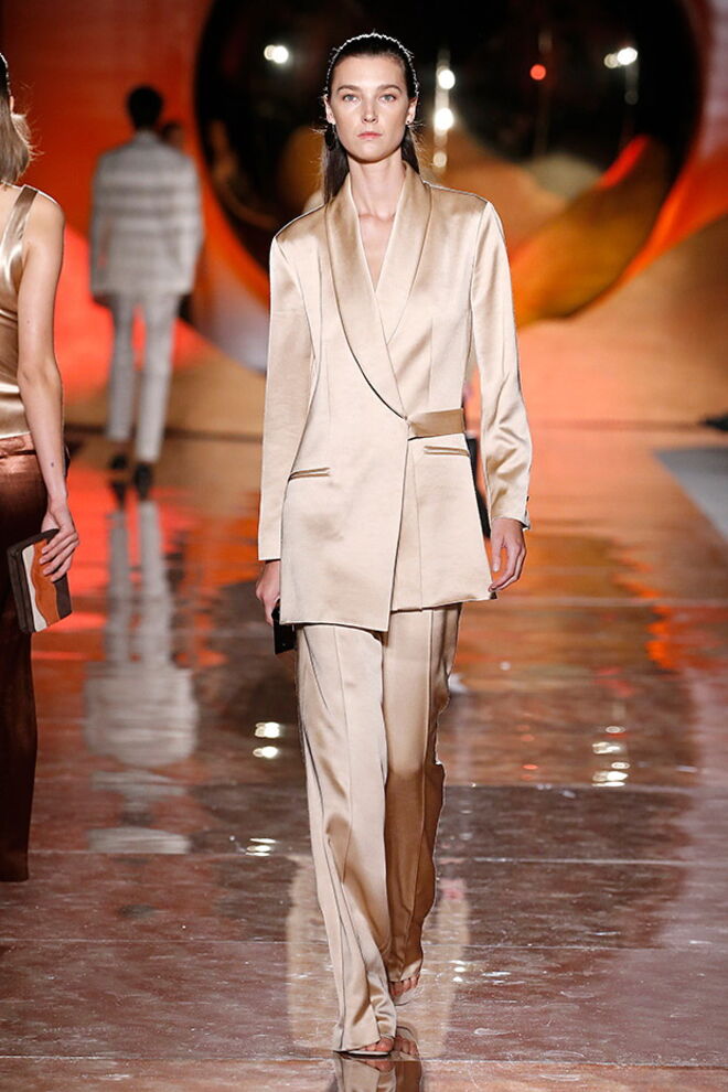 Desfile Pedro del Hierro primavera/verão 2019, na Mecedes-Benz Fashion Week Madrid.