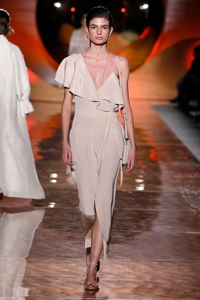 Desfile Pedro del Hierro primavera/verão 2019, na Mecedes-Benz Fashion Week Madrid.