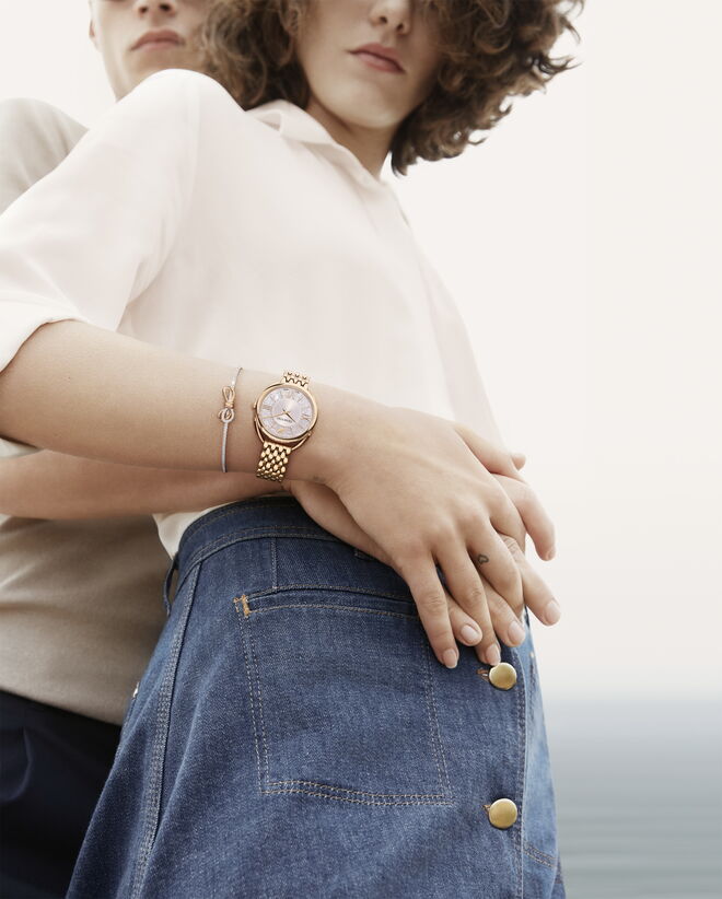 Pulseira, €99 e Relógio, €379, Swarovski