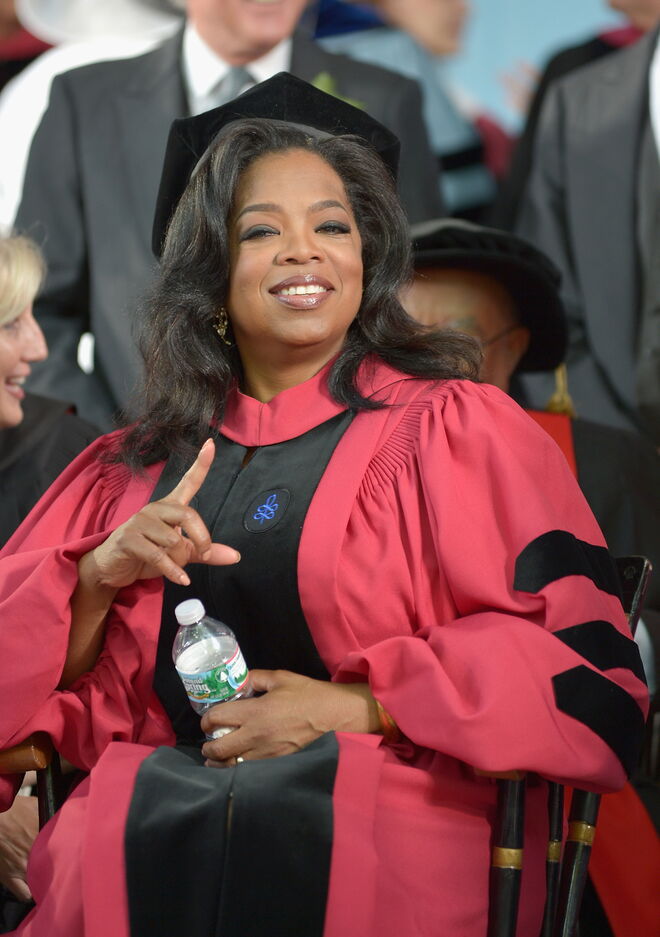 2013 | Oprah Winfrey recebe um Diploma Honorário de Direito na Universidade de Harvard