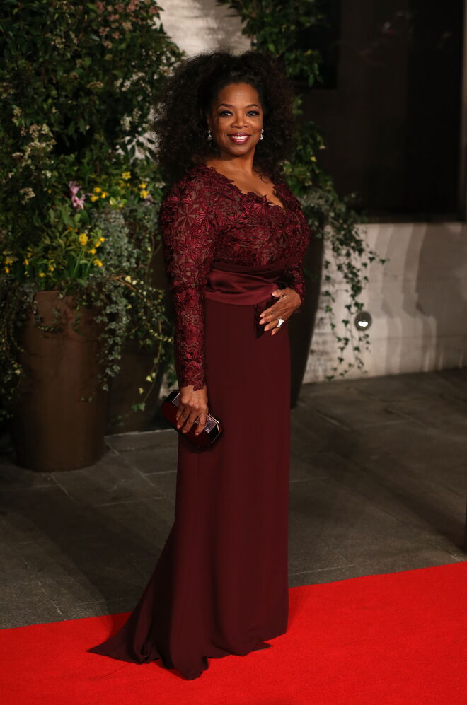 2014 | Oprah Winfrey no jantar oficial dos "EE British Academy Film Awards" 