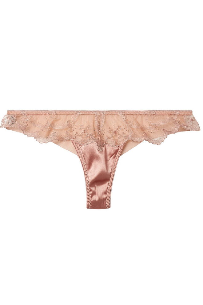 Cueca, €100, I.D. Sarrieri, em www.net-a-porter.com