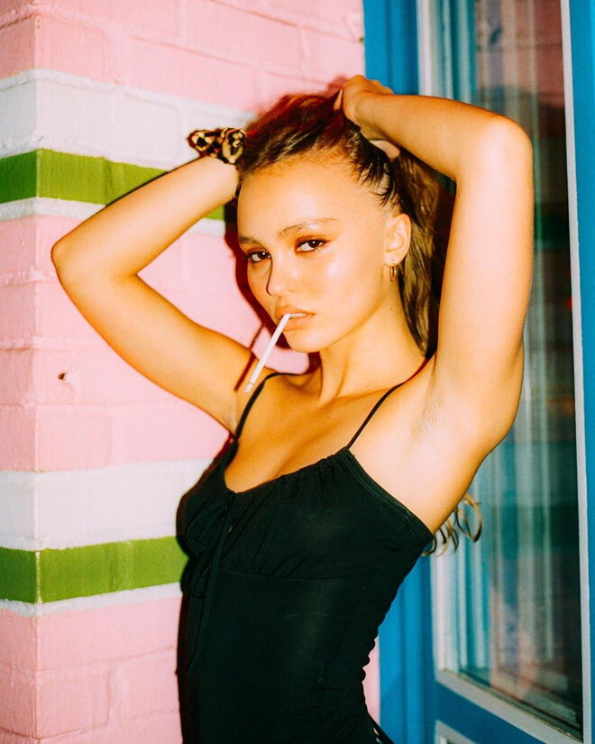 Lily Rose Depp | 17 anos