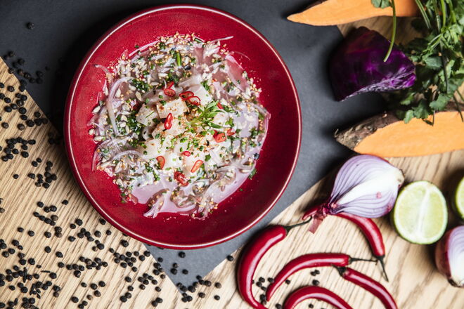 Viajar pela gastronomia do chef Moisés Franco: ceviche de corvina