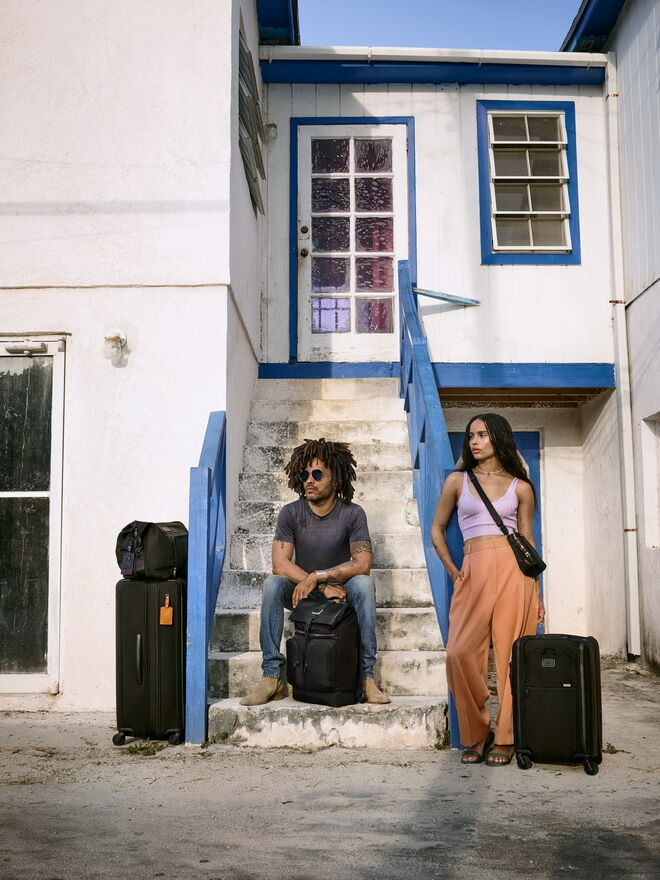 Lenny e Zoë Kravitz para a TUMI