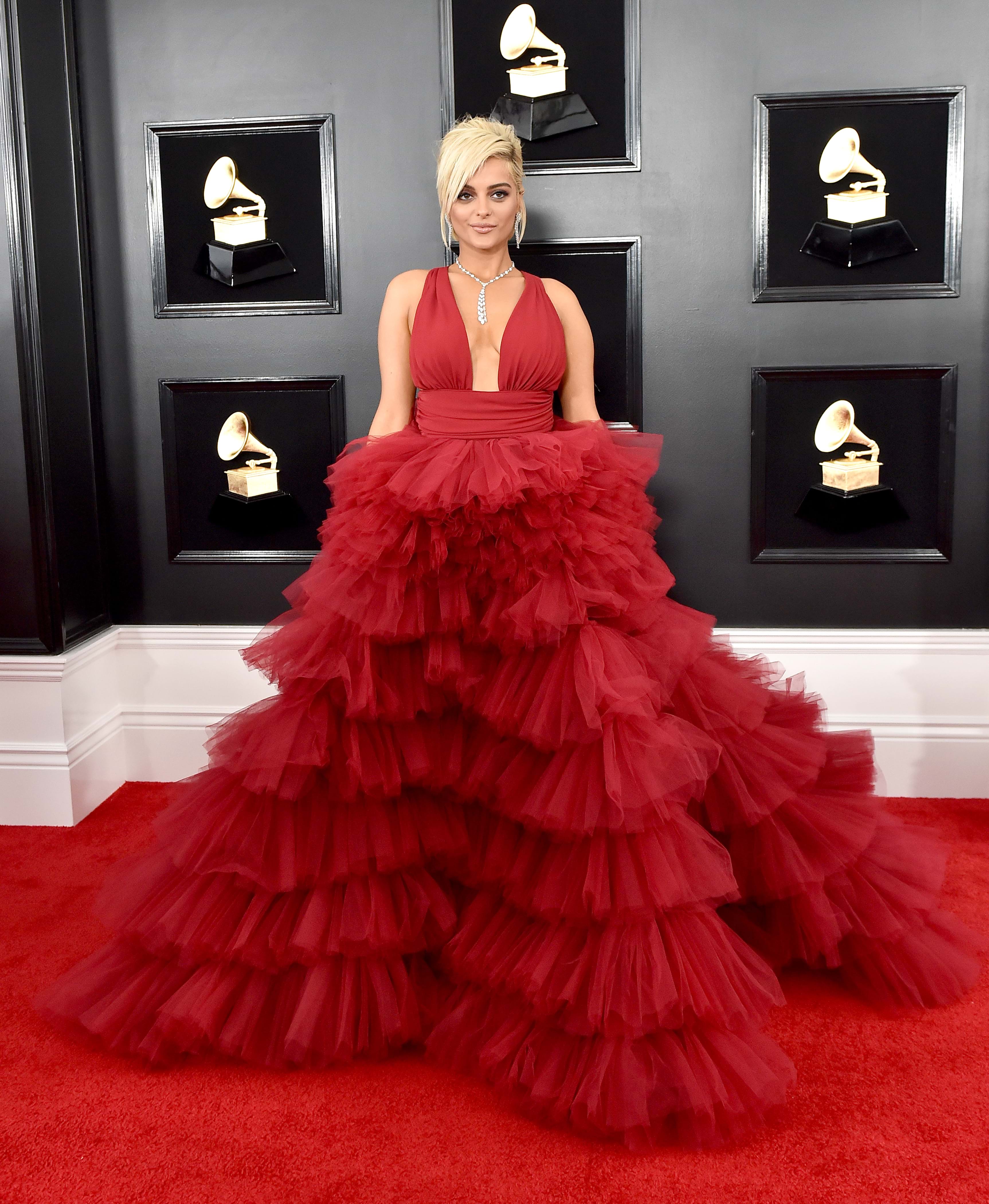 E quem vestiu Bebe Rexha nos Grammy 2019 foi... - Celebridades - Máxima