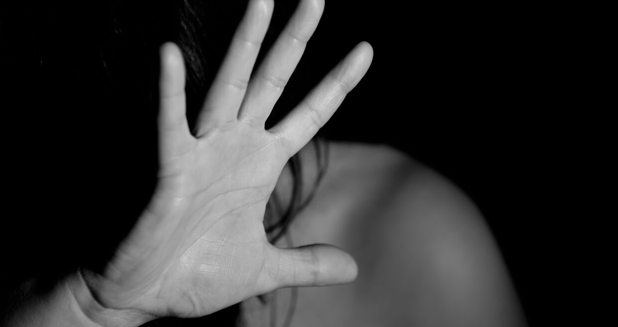 Homens são mais vítimas de violência no namoro que mulheres