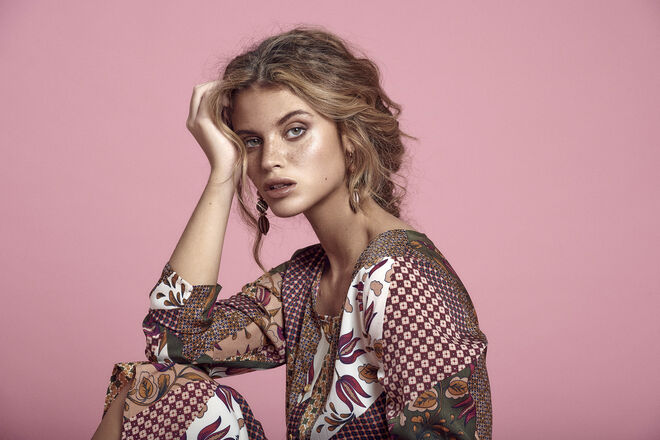 Vestido New Native €36,99, Brincos New Native €3,99