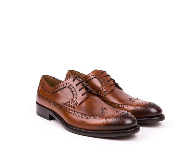 Sapato Pele Camel, €140, Berlot Lisboa