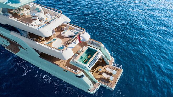 "Latona" | Designer de Interiores: Zuccon International Project/CRN