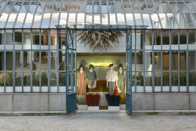 Nova coleção primavera-verão Mango 