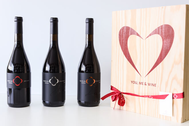 Caixa de vinhos com D. Louise 2006, D. Santana 2007 e Jaen 2010, €45, Quinta de Lemos