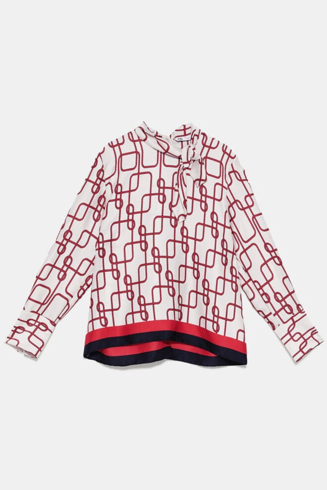 Blusa, €29,95, Zara