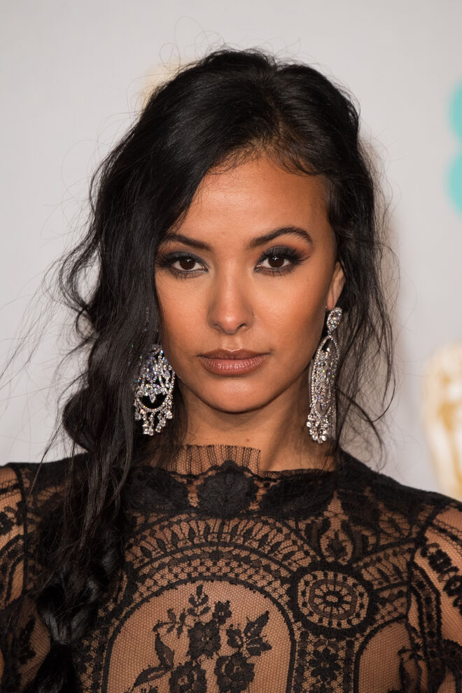 Maya Jama em Aadnevik.