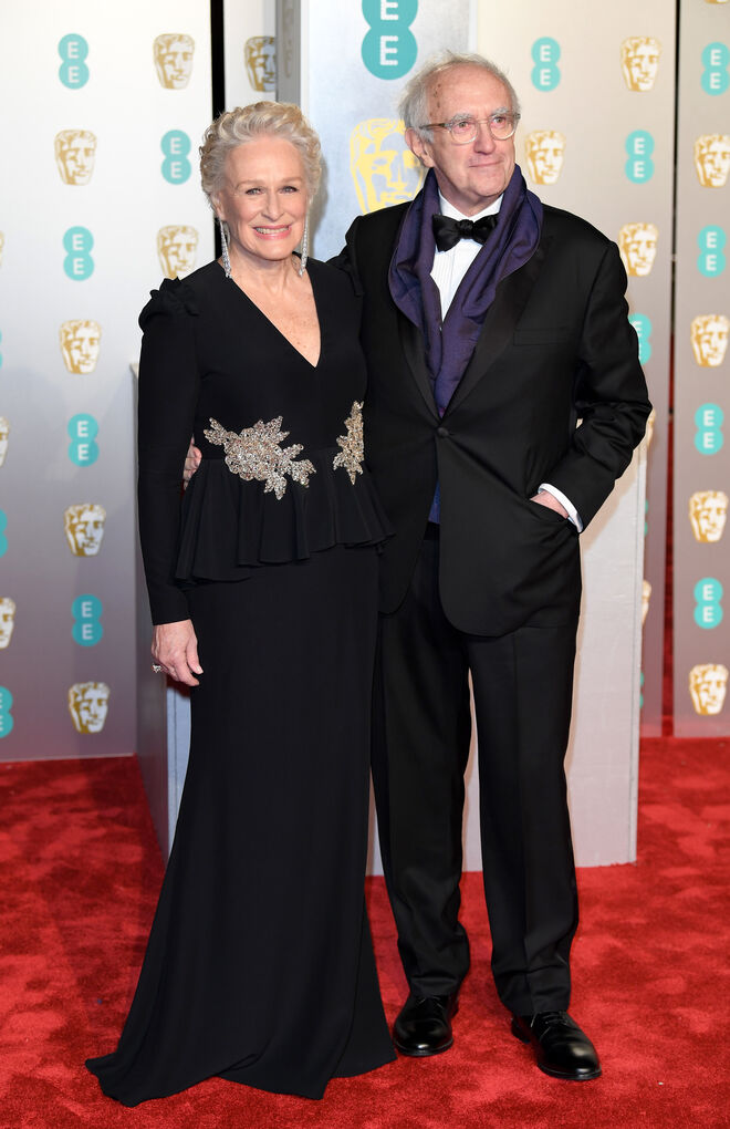 Glenn Close e Jonathan Pryce