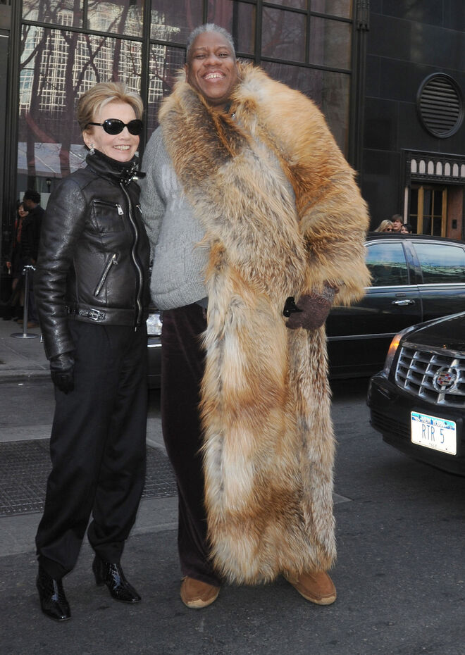 Lee Radziwill e Andre Leon Talley durante a Semana de Moda de Nova Iorque, a 14 de fevereiro de 2010