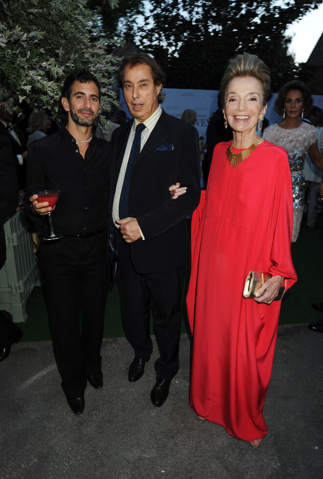 Marc Jacobs, Gilles Dufour e Lee Radziwill no Valentino Garavani Archives Dinner Party, em Versailles, a 7 de julho de 2010 in Versailles