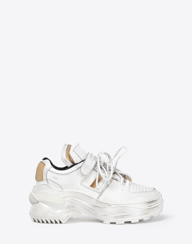 Ténis, €770, Maison Margiela  
