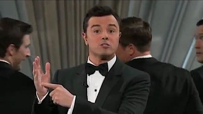 Nos Óscares de 2013, o criador de Family Guy, Seth MacFarlane, cantou uma música sobre os seios das actrizes que já tinha visto em filmes… Não foi a melhor maneira de falar do sexo oposto.