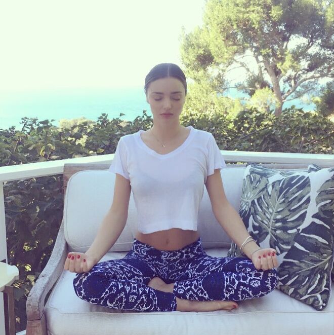 “As nossas vidas conseguem ser tão ocupadas, independentemente da nossa profissão… Mas é arranjar tempo para ter momentos nossos de gratidão que dá significado a tudo.” Miranda Kerr